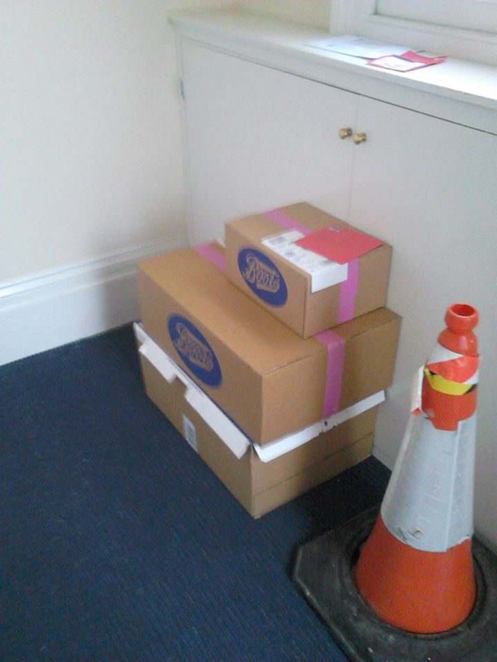 pads for refugees donations